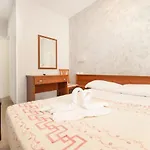 Parri Silton Guest house
